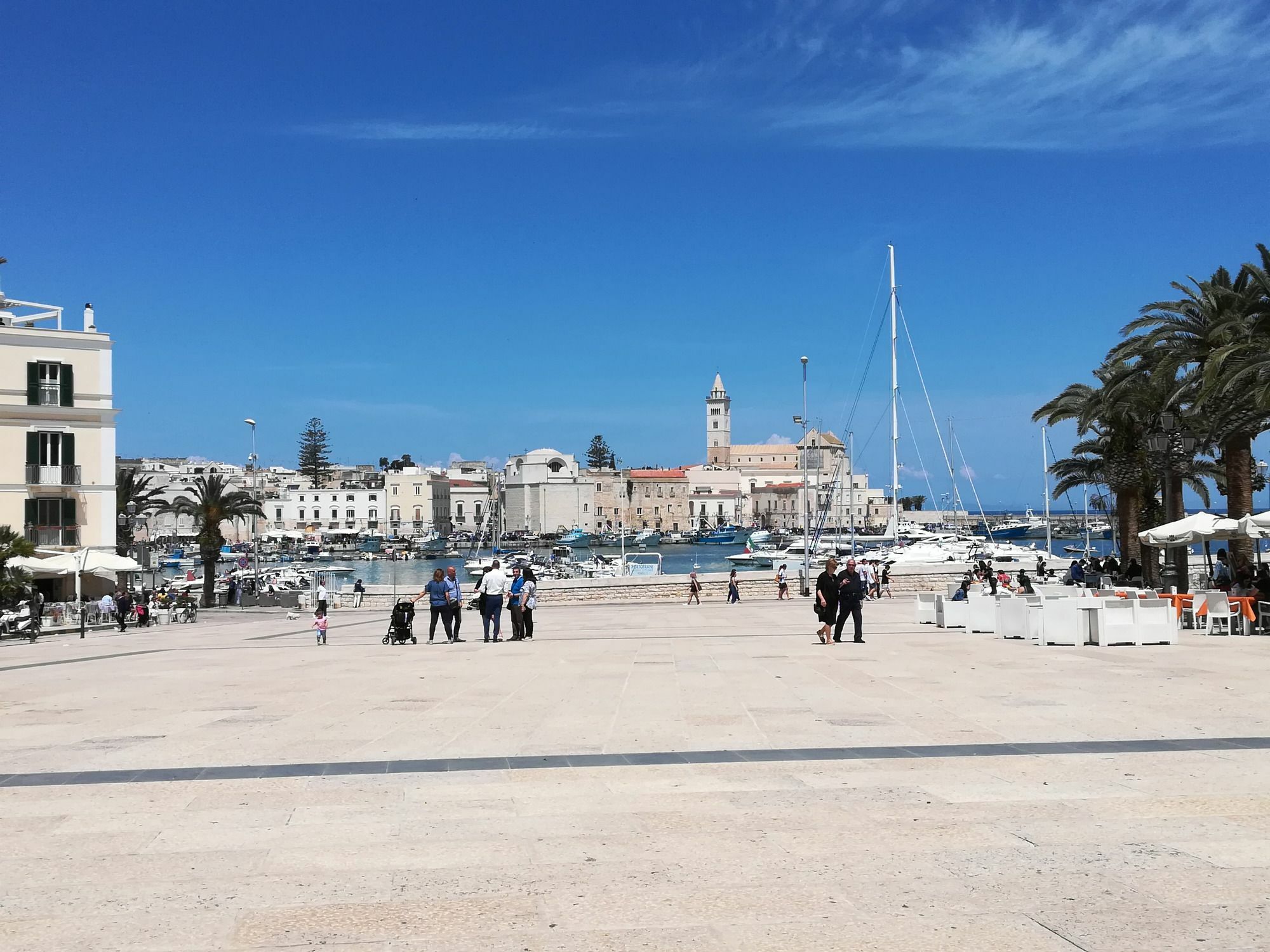 Ad Home Trani Exterior foto